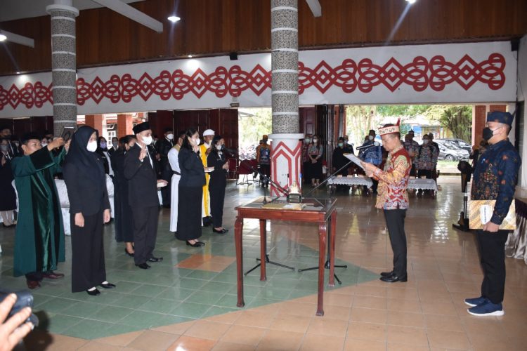 Awal Tahun, Bupati Kapuas Lantik 218 Pejabat Fungsional