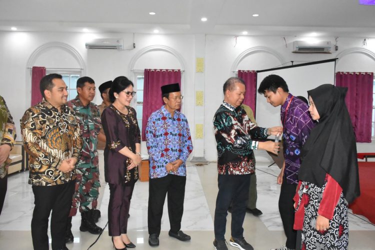 Bupati Kapuas Hadiri Pelantikan KAHMI Kabupaten Kapuas dan Pulang Pisau
