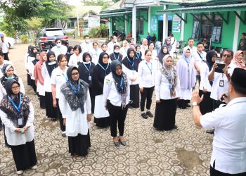 Bupati Seruyan Kunjungi Puskesmas dan Rumah Sakit di Kuala Pembuang
