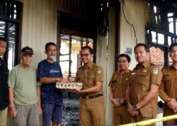 Pemkab Barut Gerak Cepat Bantu Korban kebakaran