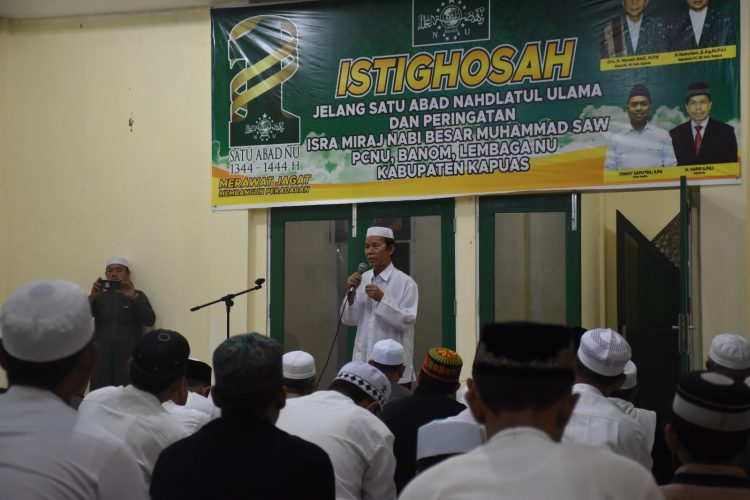 Wabup Kapuas Laksanakan Sholat Istighosah Berjamaah Jelang 1 Abad NU