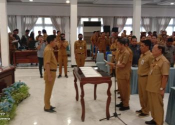 Kepala OPD di Barito Utara Tanda Tangani Perjanjian Kinerja 2023