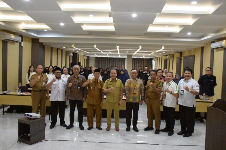 Buka Edukasi dan Sosialisasi OJK, Bupati Kapuas Sampaikan ini!