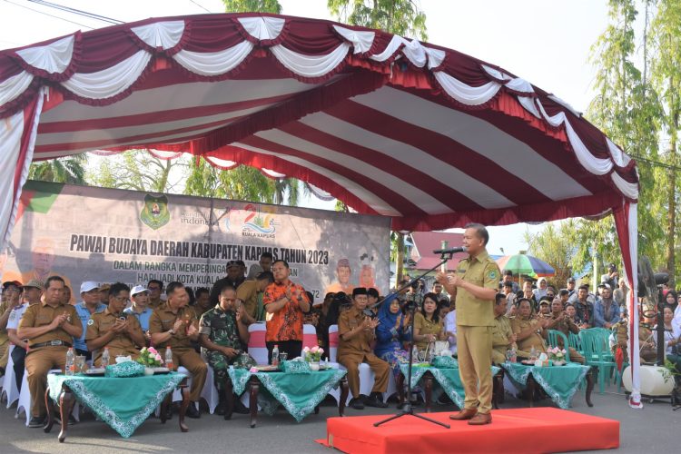 Lepas Peserta Pawai Budaya, Ben Brahim Sampaikan ini!