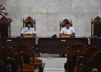Wabup Kapuas Hadiri Paripurna Penyampaian Anggota Pansus LKPJ Bupati Tahun 2022