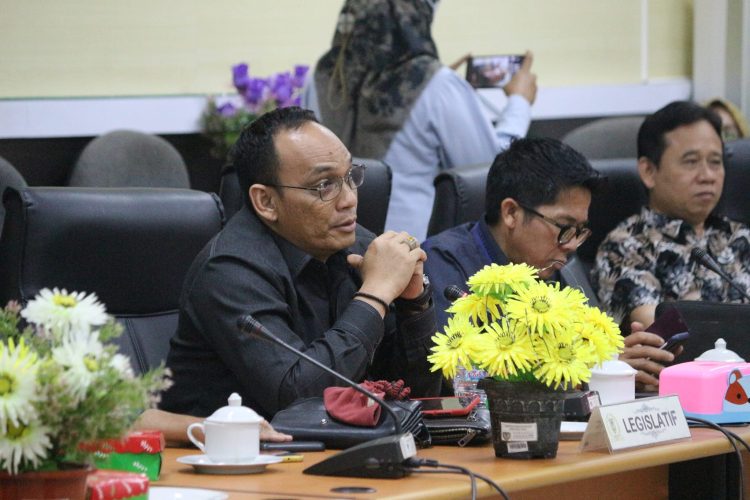 Pemkab Diminta Perhatikan Infrastruktur di Dapil II