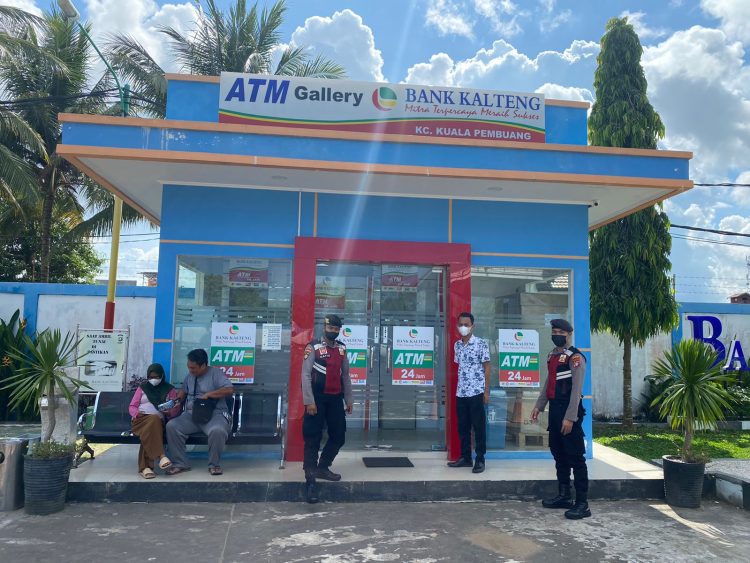 Sat Samapta Polres  Seruyan Patroli Sambangi Bank Kalteng Kuala Pembuang