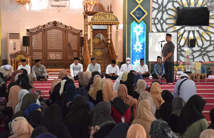 Asisten II Setda Apresiasi Kegiatan Pesantren Ramadhan