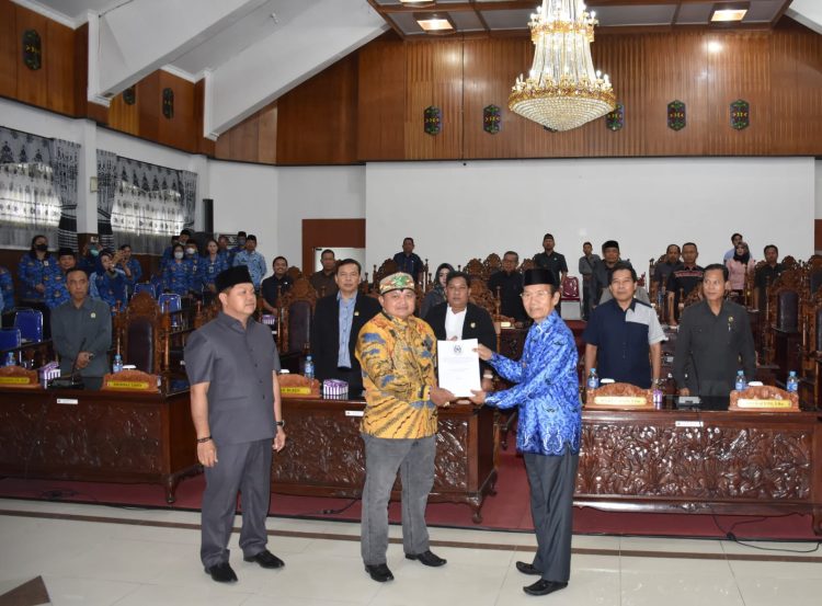 Plt Bupati Kapuas Tegaskan Akan Tindaklanjuti Saran Dari Tim Pansus LKPJ