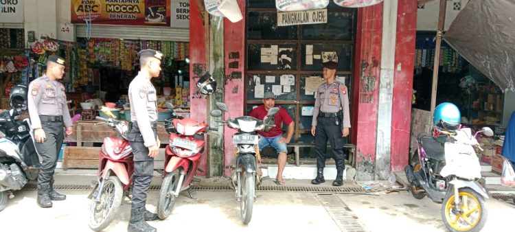 Personel Sat Samapta Gelar Patroli Menggunakan Sepeda Motor Guna Mencegah Gangguan Kamtibmas
