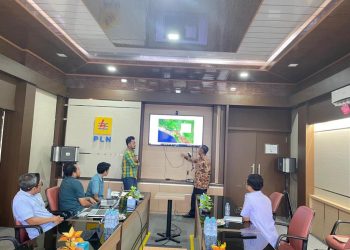 Ketua DPRD Seruyan Perjuangkan Pemasangan Listrik di 8 Desa ini!
