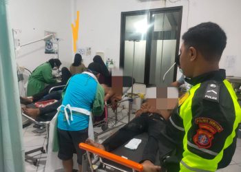 Mobil Pickup Alami Laka Tunggal di Jalan Trans – Kuala Pembuang, 12 Orang Alami Luka-luka