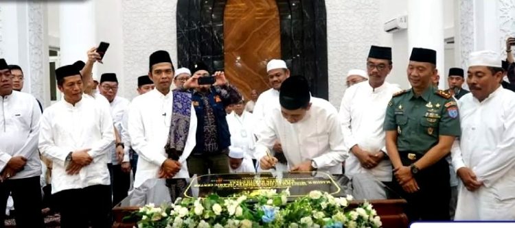 Resmian Mesjid Haji Muhammad Sidik Islamic Center, Pemkab Barut Undang Ustad Abdul Somad