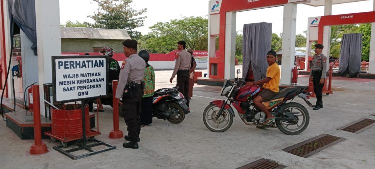 Polres Seruyan Laksanakan Patroli SPBU Demi Kelancaran Dan Keamanan