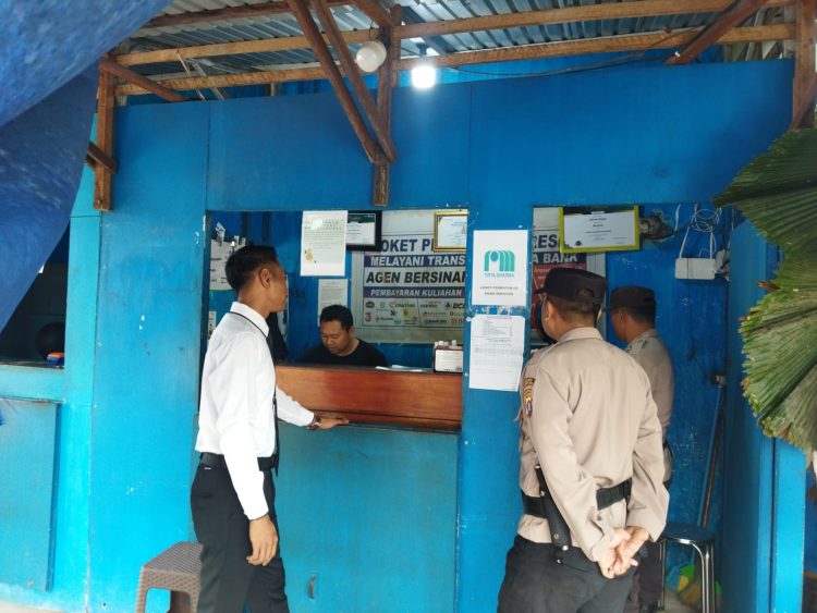 Patroli Dialogis, Anggota Satres Narkoba Himbau Remaja Untuk Jauhi Narkoba