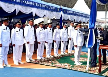 Nadalsyah Lantik 298 Pejabat