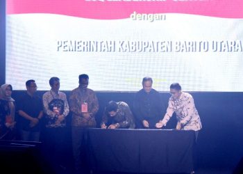 Bupati Barut Tandatangani Kerjasama Program BerAKHLAK KemenPAN RB