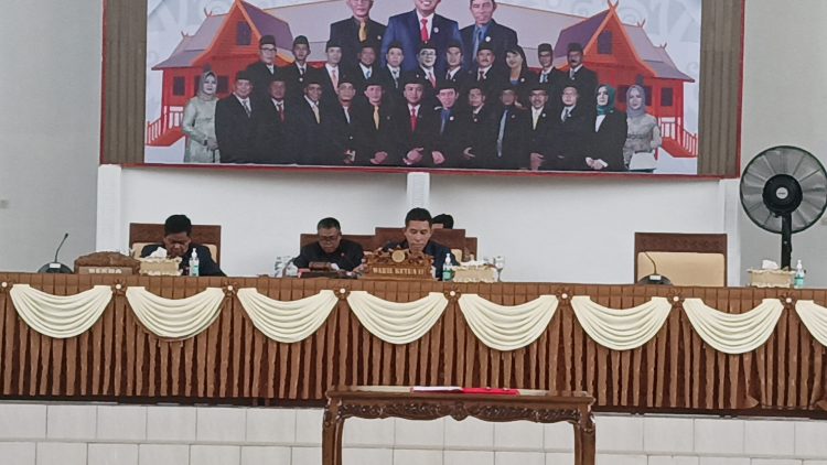 Tidak Kuorum, Paripurna Persetujuan Raperda Tentang Pelaksanaan Pertanggungjawaban APBD 2022 Ditunda
