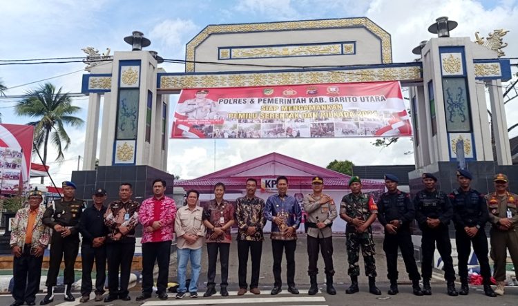 Bupati Nadalsyah Saksikan Simulasi Sispamkota Polres Barut