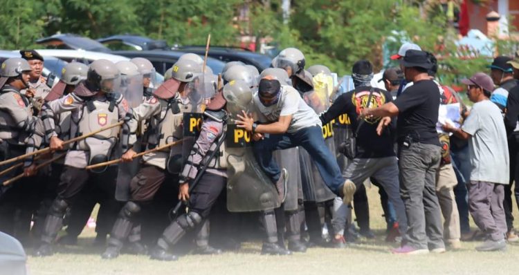 Polres Seruyan Gelar Simulasi Sispamkota Kesiapsiagaan Pemilu 2024
