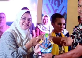 Lomba Tari Pesisir Ramaikan Festival Budaya Iya Mulik Bengkang Turan