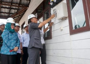 Pemkab Barut Kebut Pekerjaan Lanjutan Jaringan Listrik Desa