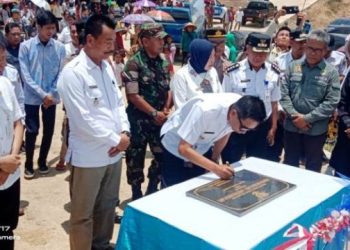 Bupati Barito Utara Resmikan Jembatan Anugerah Lahei I – Lahei II