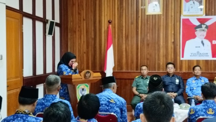 Wabup Iswanti Tidak Tahan Menangis Saat Pisah Pamit