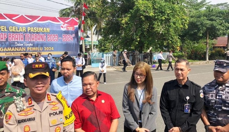 Waket DPRD Kapuas Hadiri Apel Gelar Pasukan Operasi Mantap Telabang