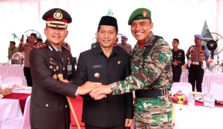 Pj Bupati Barut Hadiri Upacara HUT Ke 78 TNI di Makorem 102/Panju Panjung