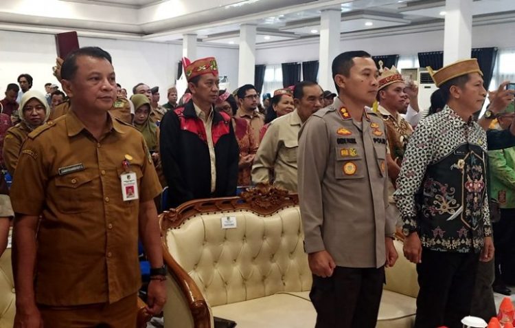Pj Bupati Barut Hadiri Pelantikan DAD Periode 2023-2028