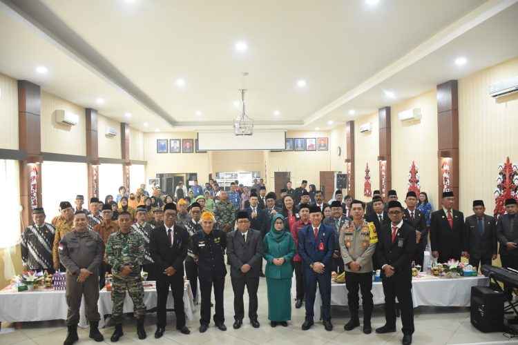 Pemkab Kapuas Gelar Ramah Tamah Bersama Veteran Dalam Rangka Peringati Hari Pahlawan