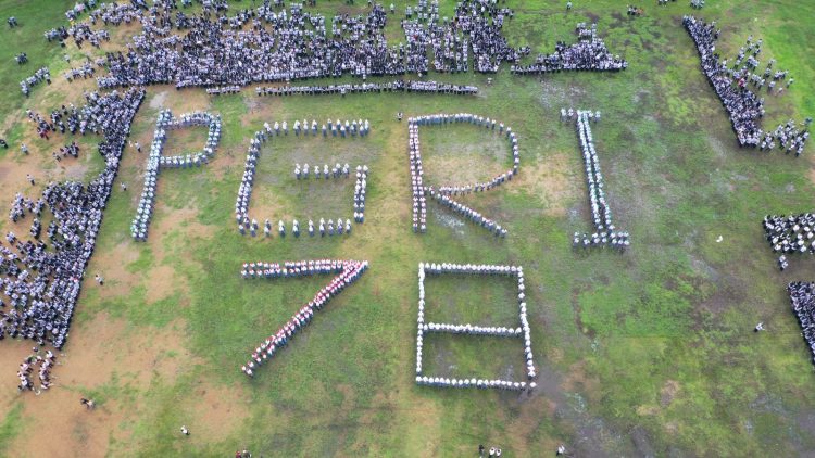 PGRI Kapuas Catatkan Rekor Muri Bernyanyi Terbanyak se Indonesia