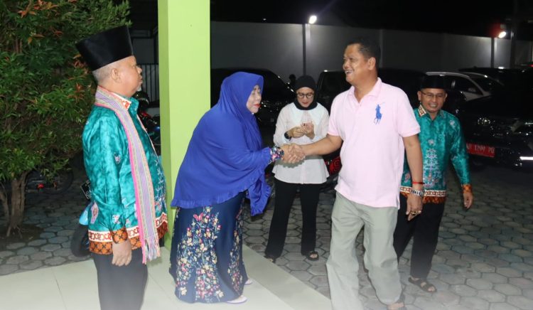 Pj Bupati Kunjungi Tempat Kafilah MTQ Seruyan di Pangkalan Bun