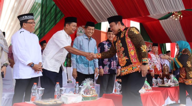 Pj Bupati Seruyan Hadiri Pelepasan Pawai Ta’aruf MTQH XXXI Tingkat Kalteng di Pangkalan Bun