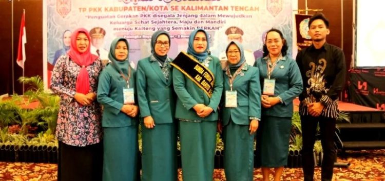 Pj Ketua TP PKK Barut Hadiri Pengukuhan Bunda Forum Anak Daerah dan Rapat Konsultasi PKK se Kalteng