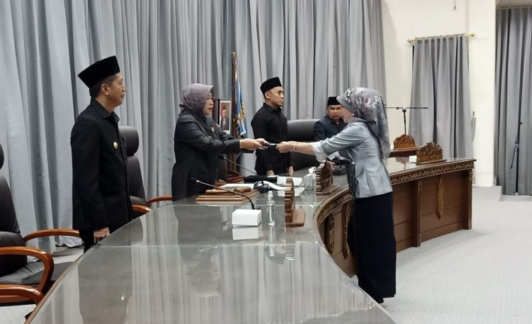 Fraksi Gerindra Berikan Saran dan Masukan Terhadap Dua Raperda