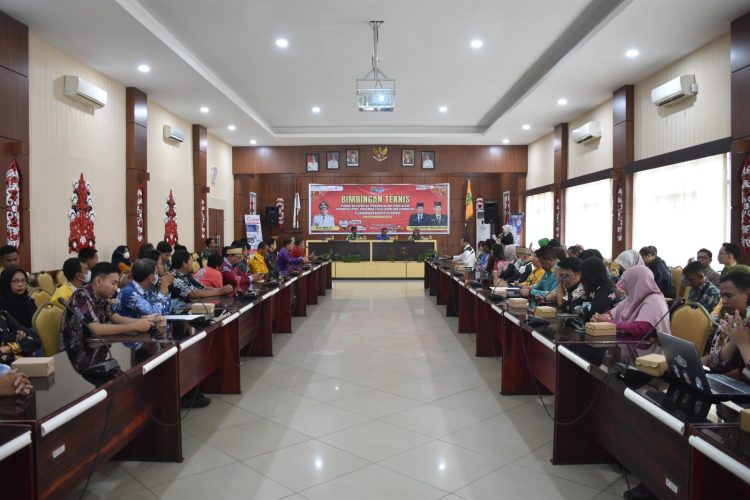 Diskominfo Kapuas Gelar Bimtek Penguatan Kapasitas Operator Dalam PPID