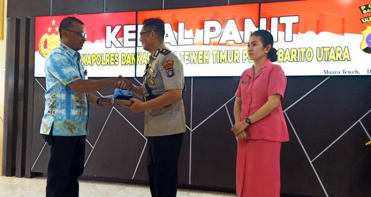 Wakapolres Dimutasi, PJ Bupati Barut: Alih Tugas Merupakan Hal yang Biasa Dalam Organisasi
