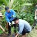 Pj Bupati Barut dan Unsur FKPD Tanam Pohon di Sekitar Bantaran Sungai