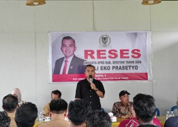 Ketua DPRD Seruyan Realisasikan Aspirasi Kelompok Nelayan Dan Ternak Desa Sungai Undang