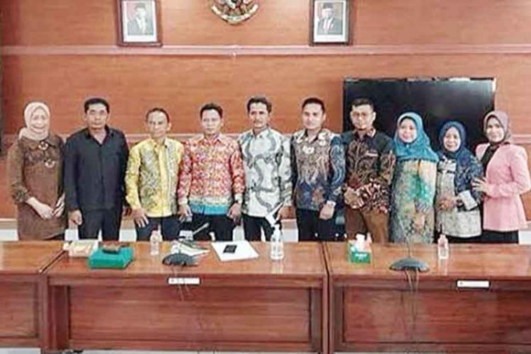 Sekwan Kapuas Sambut Kunker DPRD Batola