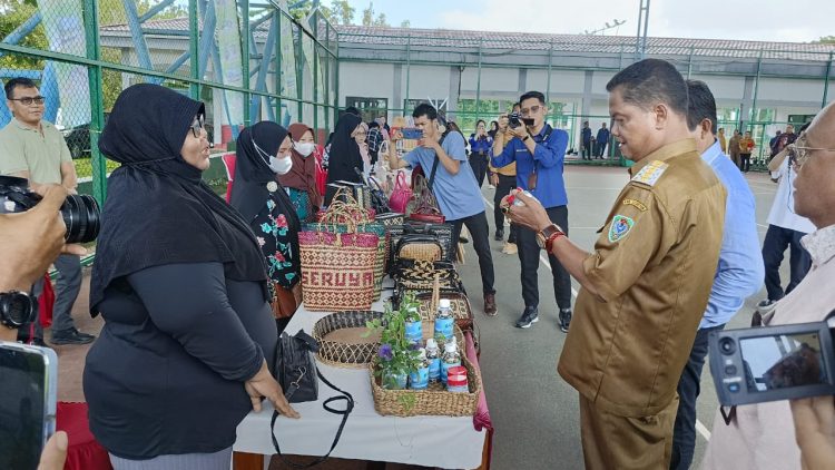 Pj Bupati Seruyan Buka Talkshow dan Bazar UMKM