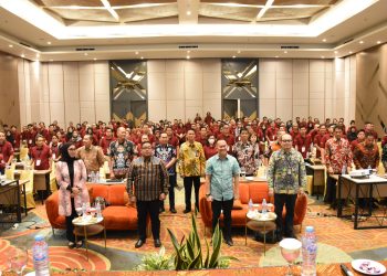 Sekda Kapuas Buka Bimtek Pengelolaan Keuangan Daerah Kabupaten Kapuas 