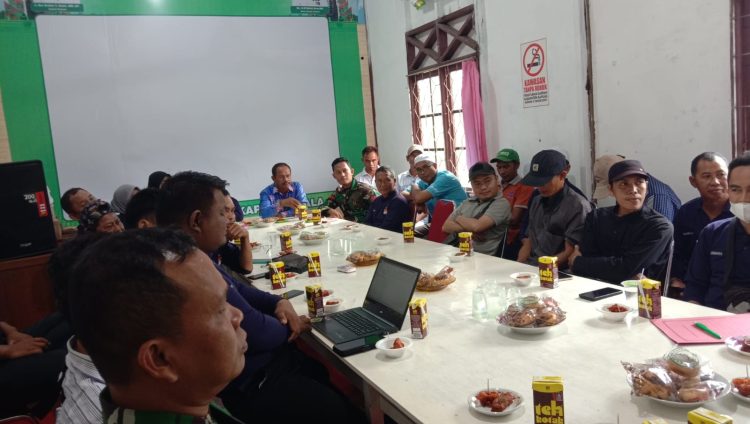 Pemerintah Kecamatan Kapuas Kuala Gelar Rapat Persiapan Distribusi Logistik Pemilu Tahun 2024