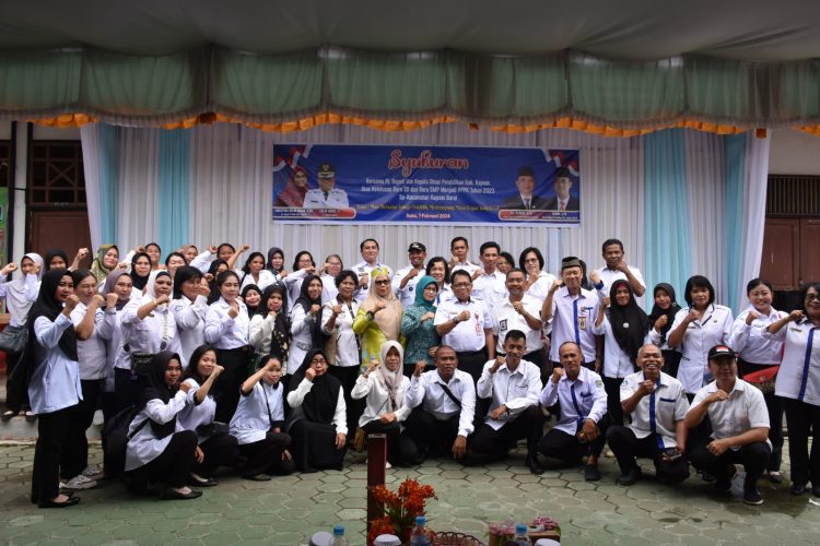 Pj Bupati Bersama Tenaga Pendidik Menyongsong Masa Depan Yang Cerah