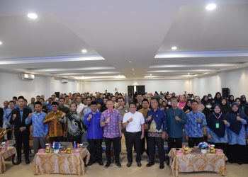 Pj Bupati Kapuas Hadiri Seminar Parenting 