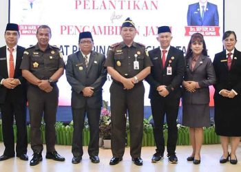 Pj Bupati Kapuas Lantik Tiga Pimpinan Tinggi Pratama 