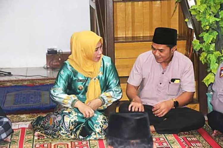 Ketua Dewan dan Sekwan Kabupaten Pulang Pisau Hadiri Kegiatan Safari Ramadhan 