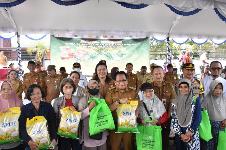 Pemkab Kapuas Menyelenggarakan Gerakan Pangan Murah